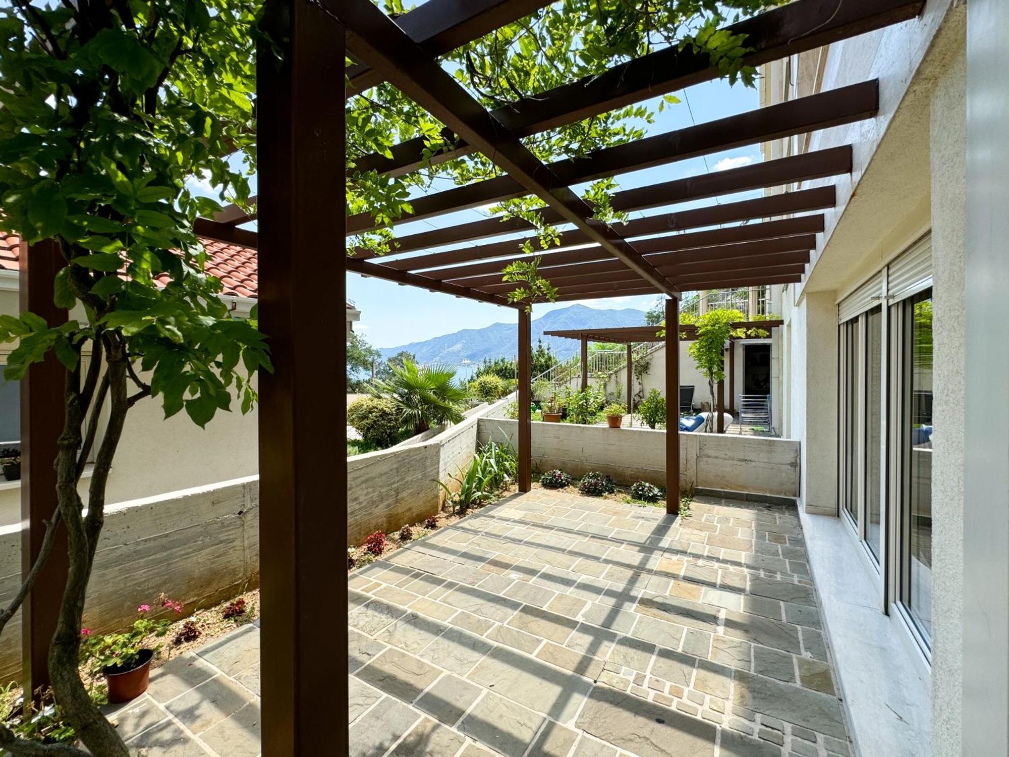 Olea Apartments Orahovac Cattaro Esterno foto